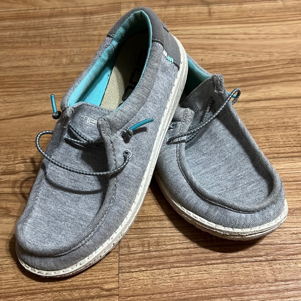 Grey Hey Dudes